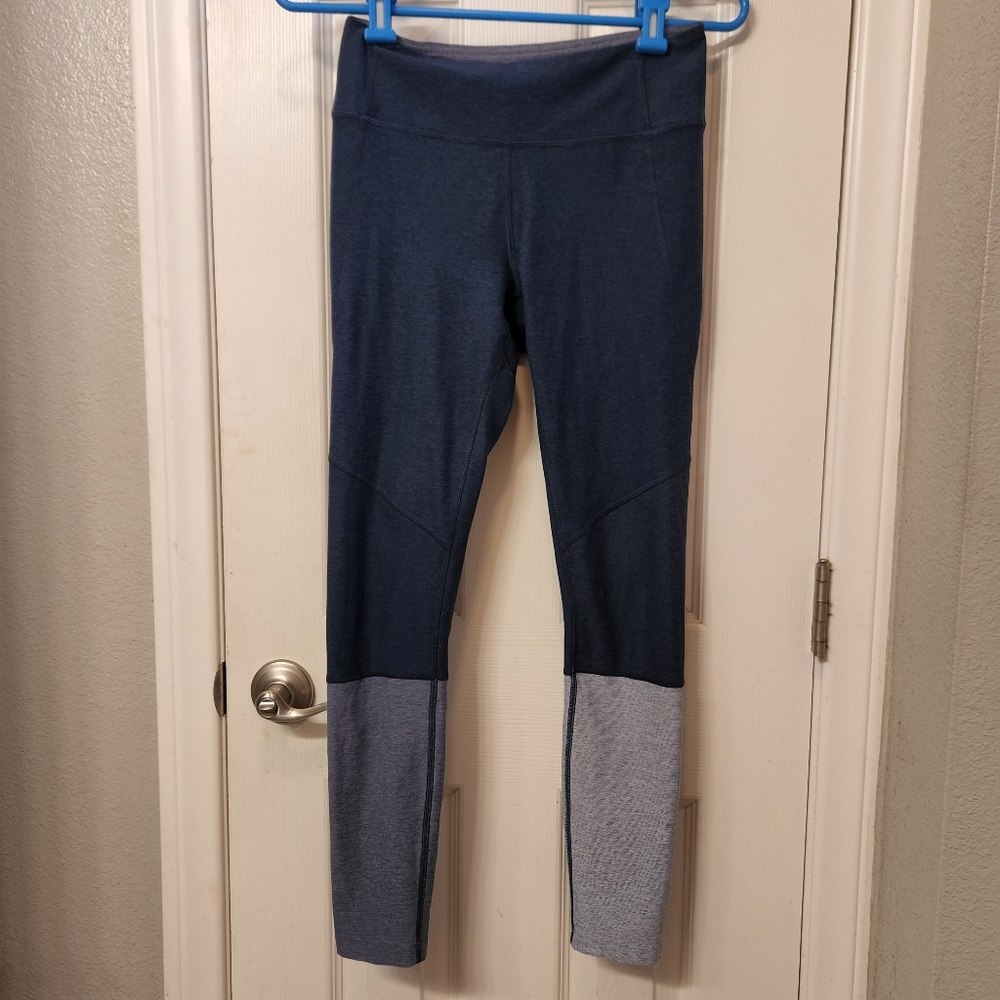 Outdoor voices leggings